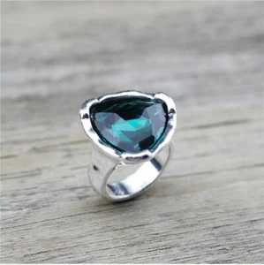 Anillo Hecho a Mano Uno STYLE De Único Años 50 VERDE Talla 9 (R37) - Imagen 1 de 5