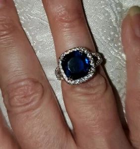 SIZE 6. Saphire And Diamonique Stones. Emerald Cut. NWT - Picture 1 of 1