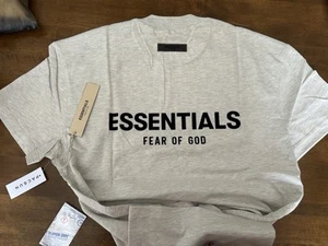 ESSENTIALS Fear Of God Light Oatmeal T-shirt Size Small New - Picture 1 of 3