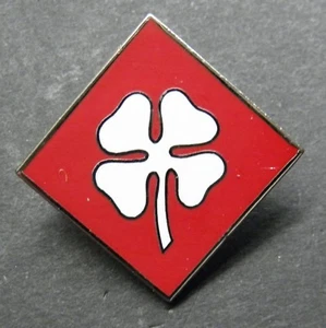 CUARTO 4o EJÉRCITO DE ESTADOS UNIDOS MILITAR INSIGNIA DE PIN DE SOLAPA 1 PULGADA SEGUNDA GUERRA MUNDIAL - Imagen 1 de 1