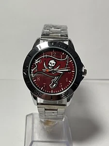 Reloj Pulsera Tampa Bay Buccaneers NFL Informal Acero Inoxidable NUEVO - Imagen 1 de 6