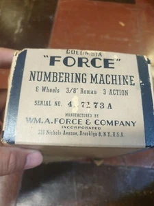 Vintage WM.A. Forece & Company Nummerierungsmaschine Modellkraft Made in USA - Bild 1 von 2