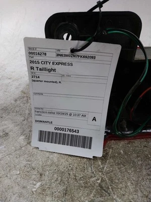 Luz trasera de pasajero montada en cuarto para 15-18 CITY EXPRESS 420015 Foto 1 de 3