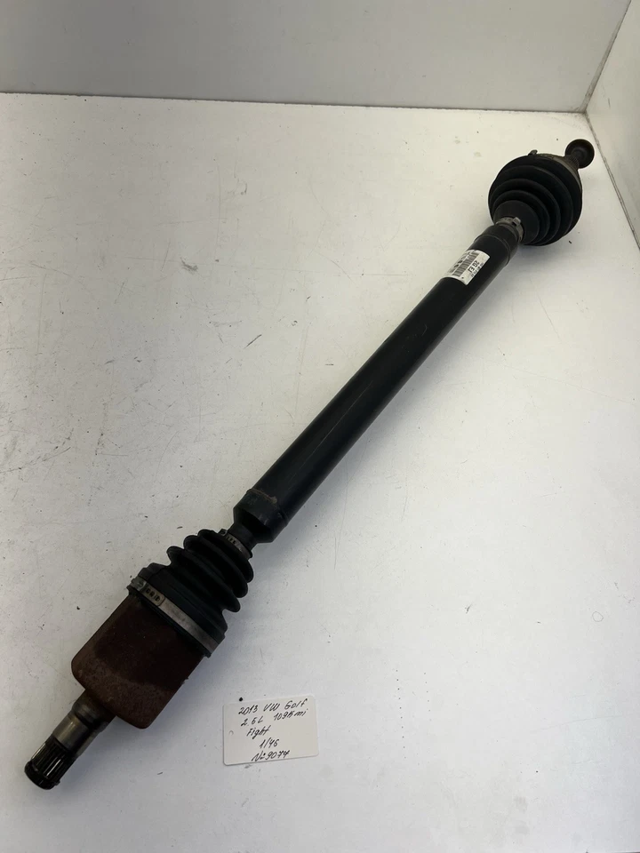 Eje delantero derecho Volkswagen Golf 2010-2013 OEM. Foto 1 de 4