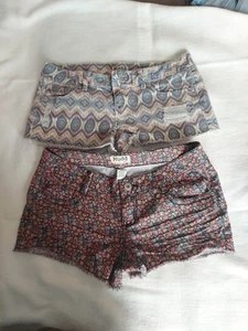 Lot of 2- Mudd Size 11  Jean Shorts Distressed Stretch Shortie  - Picture 1 of 8
