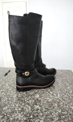 TOMMY HILFIGER Faux Leather Side Zip Knee High Ridding Boots  Brown  8M - Image 1 of 4