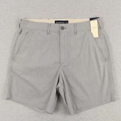 Shorts masculino Abercrombie & Fitch 7" frente lisa o dia todo tamanho 32 listrado cinza - Imagem 1 de 4