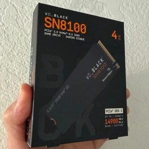 WD BLACK 4TB SN8100 NVMe Gen 5 PCIe 5.0x4 M.2 2280 SSD - Picture 1 of 1