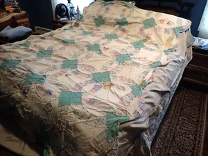 Trapunta antica doppia fede nuziale cucita a mano 82" x 60" colori pallidi - Foto 1 di 11