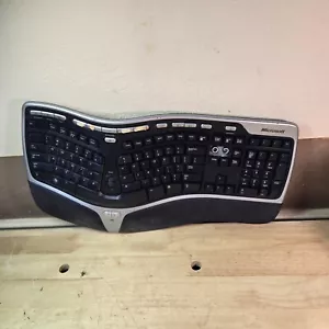 Microsoft Natural Wireless Ergonomic Keyboard 7000 Model 1118 no dongle READ - Picture 1 of 7