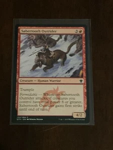 Magic the Gathering Dragons of Tarkir Sabertooth Outrider - Picture 1 of 2