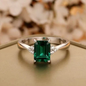 2.20Ct Emerald Lab-Created Green Emerald Solitaire Ring 14K White Gold Plated - Picture 1 of 6