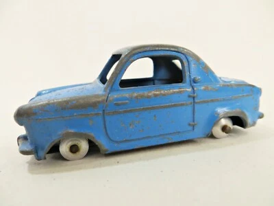 QUIRALU 'VESPA 400 MICRO CAR'. BLUE. ORIGINAL & VINTAGE. GOOD. RARE. - Image 1 of 4