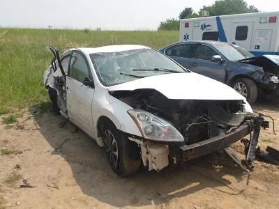 Used Ignition Switch fits: 2012 Nissan Altima AT CVT push button switch Grade A - Image 1 of 4