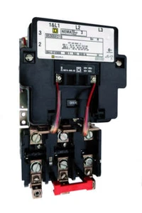 Arrancador de motor Square-D 8536-SEO1-V03S 90A 240VAC TRIFÁSICO 600V reacondicionado - Imagen 1 de 1