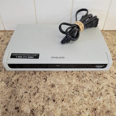 PHILCO TB100HH9 SDTV DTV TV Convertidor Caja Digital a Analógico Sintonizador Blanco Foto 1 de 4