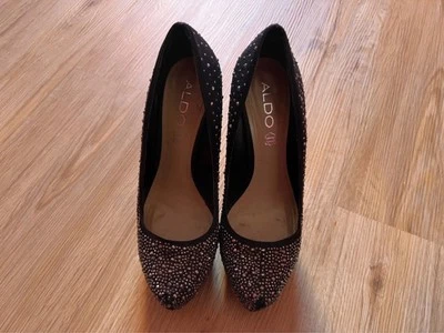 High Heels - Bild 1 von 2