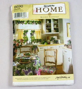 Simplicity Home Pattern 8690 Kitchen Essentials Aprons Oven Mitts Etc. 1999 UC - Picture 1 of 2