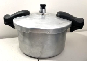 Philippe Richard Stainless Steel Induction Compatible Pressure Cooker Model:M224 - Picture 1 of 11