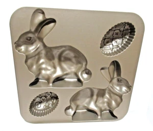 NORDIC WARE USA Easter Egg and BUNNY CAKE PAN 9.5 cups 14.5" Williams Sonoma - Picture 1 of 2