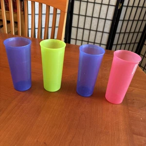 4 Tupperware 12 oz (350 ml) Stacking Tumblers 6379A - Picture 1 of 3