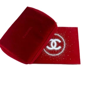 Chanel Rouge Coco Lip Gloss Trio and Cosmetic Case NEW - Picture 1 of 5