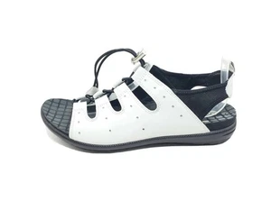 ECCO Bluma Toggle sandalo sportivo bianco nero pelle punta aperta EUR 39 US 8- 8,5 - Foto 1 di 8