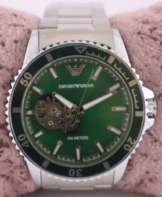 Reloj pulsera Armani de lujo automático con bisel giratorio esfera verde para hombre excelente estado Foto 1 de 4