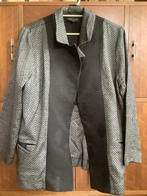 Nicola Waite Grey silk jacket Size 5 /16-18AU - image 1 of 4