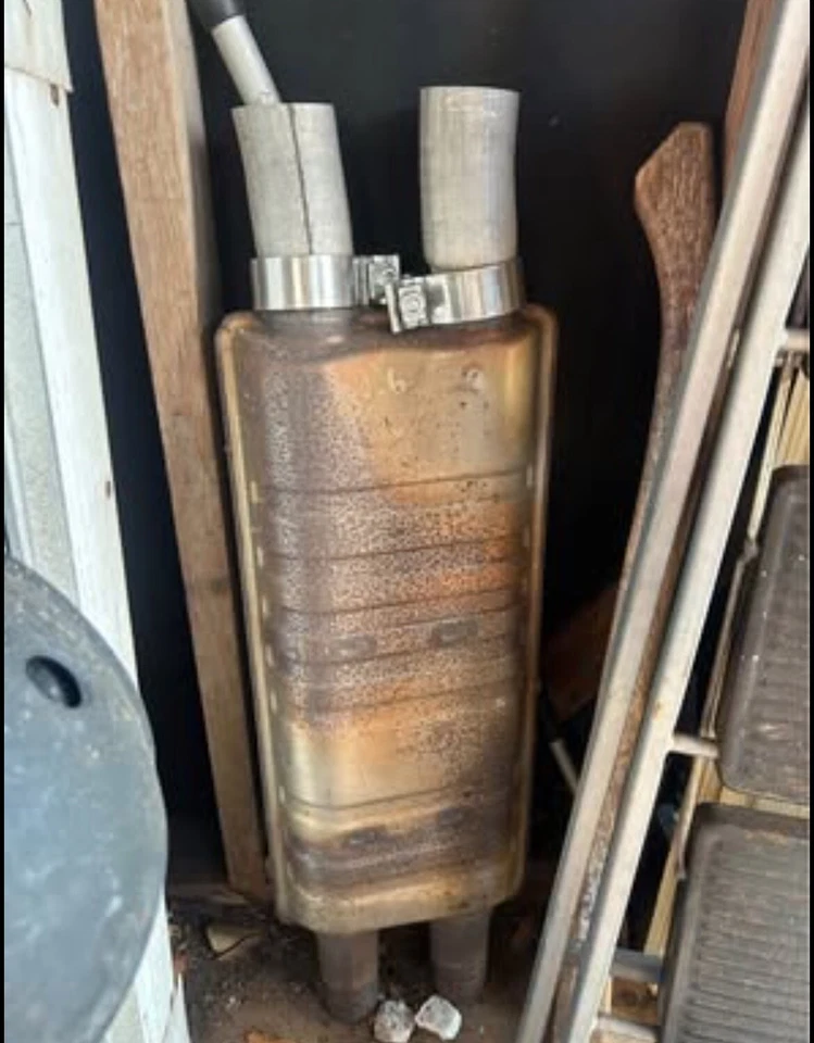 Резонатор 2019 Ford Mustang GT - Изображение 1 из 1