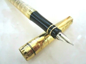 Vintage Gold coloured Fine Patterned metallic Fountain Pen 958 - Imagen 1 de 11
