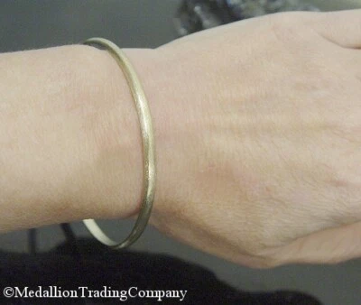 14K Yellow Gold 4mm Satin Brushed 7.5 Inch Stack Bangle Bracelet 5.23 grams - Image 1 of 4