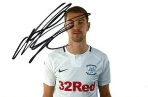 PRESTON: PAUL HUNTINGTON SIGNED 6x4 2018/2019 PORTRAIT PHOTO + COA - Bild 1 von 1