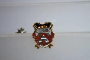 * Pin's Pin - SAPEURS POMPIERS CHILLY-MAZARIN BLASON - BALLARD - Picture 1 of 1