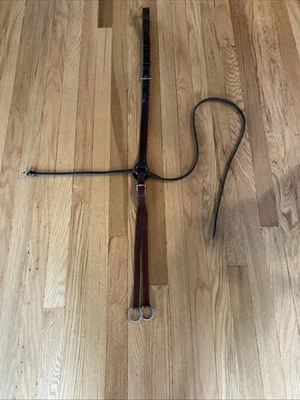  Leather Breastplate With Running Martingale Attachment . - Image 1 of 4