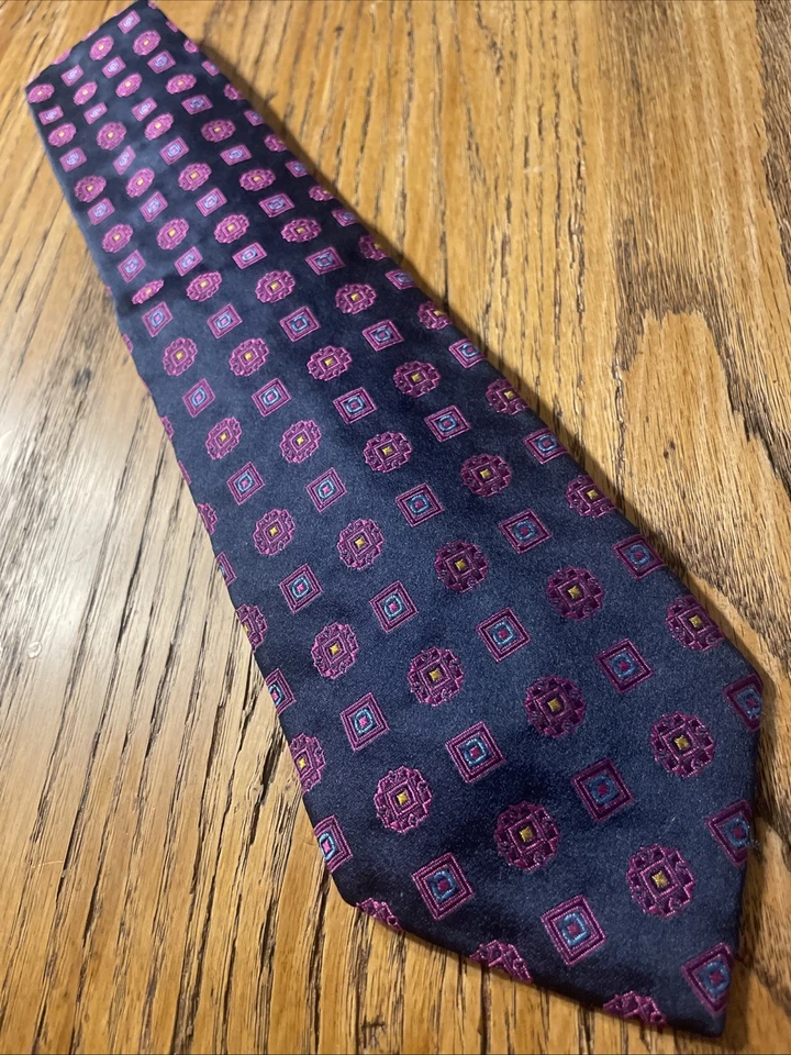 EUC recent ETRO Milano Vibrant Geometric Silk Tie Men’s Necktie Made In Italy - Image 1 of 4