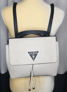Guess Aretha Convertible Crossbody Backpack Iconic Triangle Logo Black & White - Picture 1 of 17