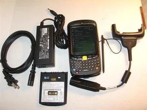 SYMBOL MOTOROLA MC5590-PU0DUQQA7WR 1-D CODICE A BARRE (SE950) QWERTY 128/512 MC55 WM6.1 - Foto 1 di 8