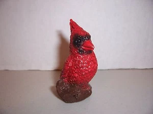 CARDINAL BIRD - Miniature Figurine ("Adopt-a-Pet" Mini-Life - Art Collectibles) - Picture 1 of 4