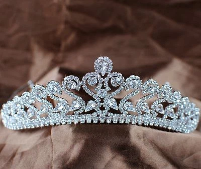 Romántica Tiara Real Corona Transparente Estrás Austriaco Novia Boda Baile de graduación Fiesta Foto 1 de 4