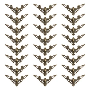 24 Stück Fotoständer Fransen Notizbücher Metall Ecke Antik Koffer Möbel - Bild 1 von 12