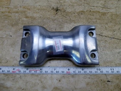 1988 Yamaha Virago XV750 Y440-1. front fork brace fender mount - Image 1 of 4