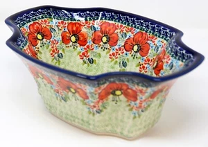 Polish Pottery Serving Bowl from Zaklady Boleslawiec in Unikat Signature Pattern - Picture 1 of 5