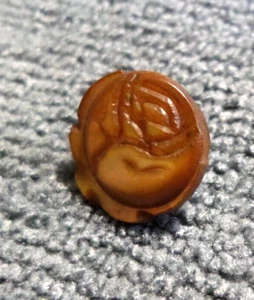 Antique MOP Mother of Pearl Carved Flower Button - Picture 1 of 4