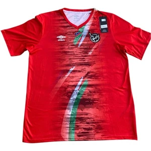 Umbro Namibia Herren Kurzarm Fußball Trikot Rot Herren Größe 2XL - Bild 1 von 8