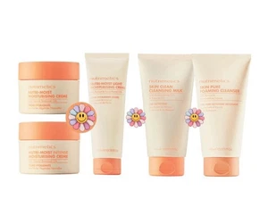 5 Items Nutri-moist Intense Light Foaming Cleanser Skin Cleansing Milk  - Bild 1 von 17