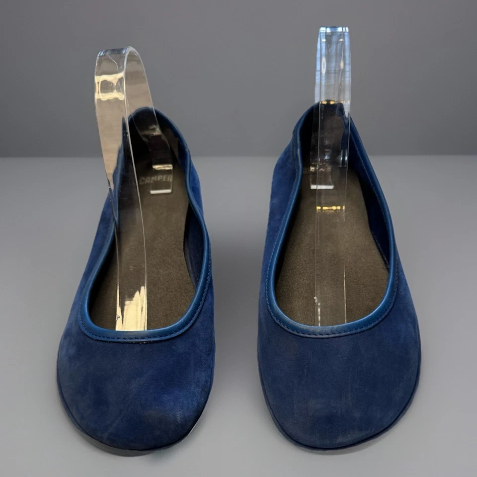 Camper Right Nina 鞋美国 8.5 码女式 EU 39 芭蕾平底鞋蓝色柔软麂皮绒 — 第 1/4 张图片