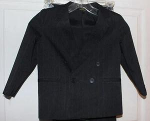 Boys RENIEW Dark Gray/Black Pinstripe Double Breasted Suit Size 5 Reg - Picture 1 of 5