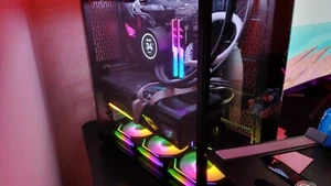 Pc - Bild 1 von 1