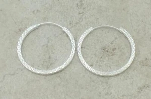 ELEGANT 25MM .925 STERLING SILVER DIAMOND CUT HOOP EARRINGS style# e0810 - Picture 1 of 1